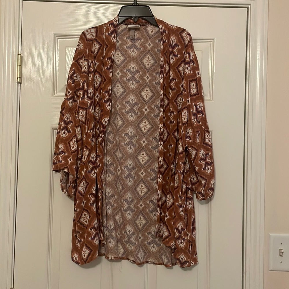 Knox Rose size xl/xxl cardigan. 3 quarter length flowy sleeves.